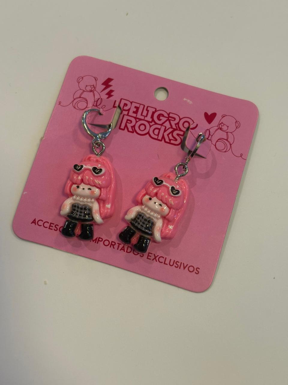 ARITOS COLGANTE BLACK PINK