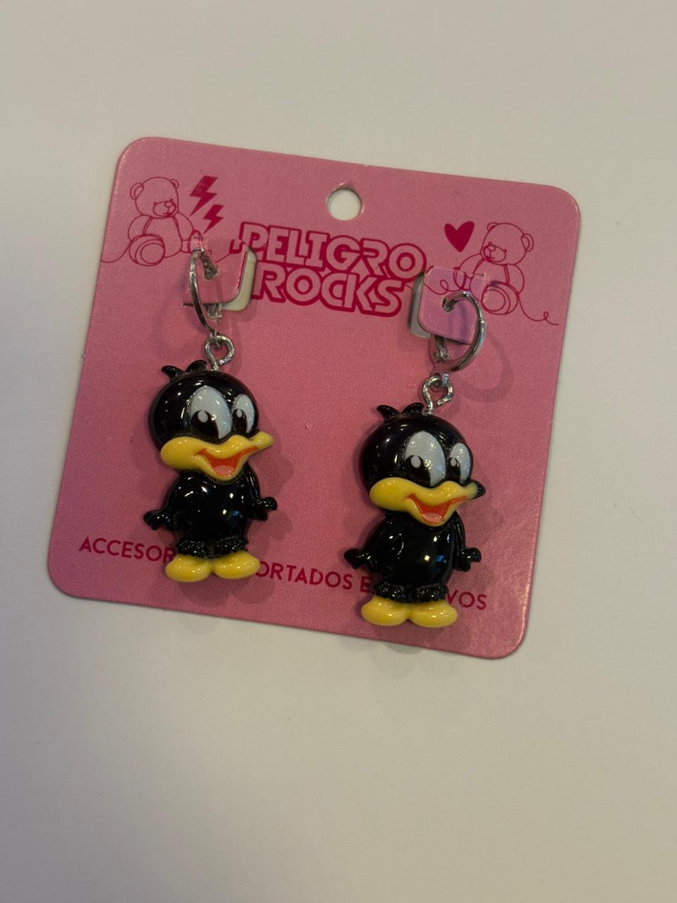 ARITOS COLGANTES PATO LUCAS