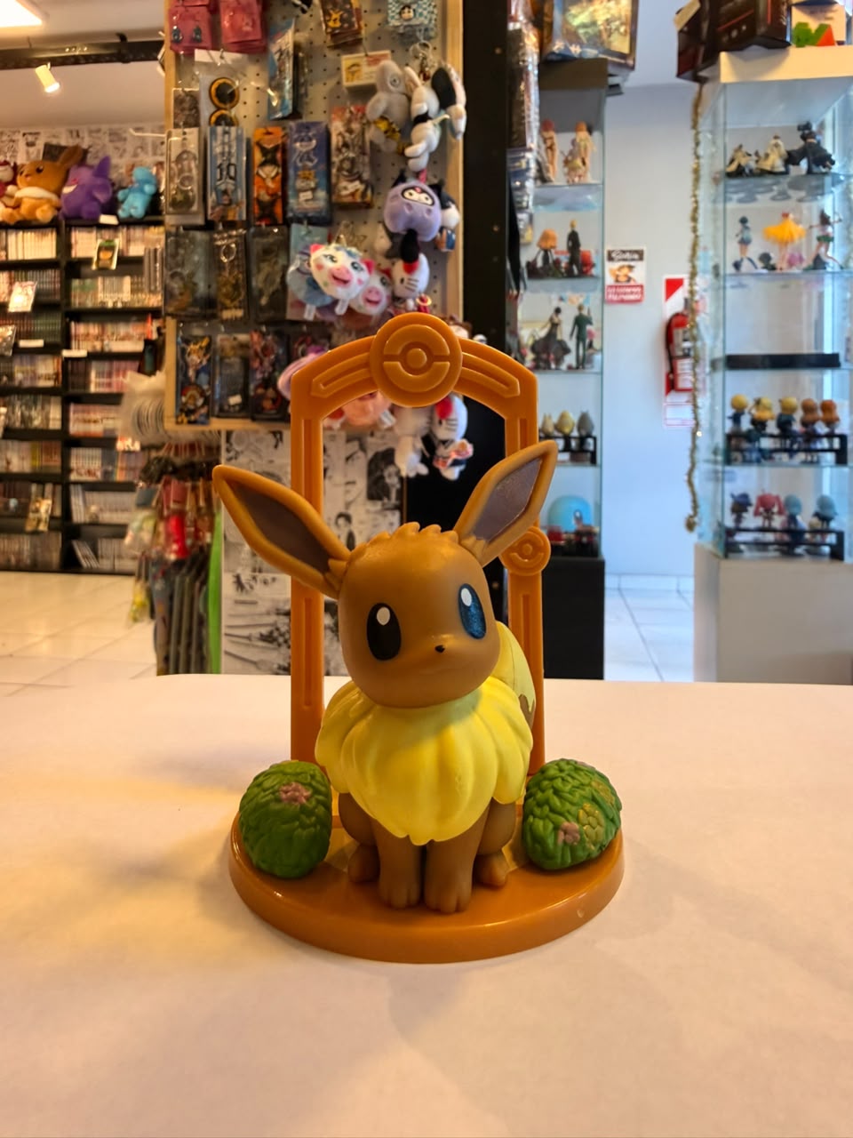 FIGURA DIORAMA DE ENTORNO NATURAL DE EEVEE