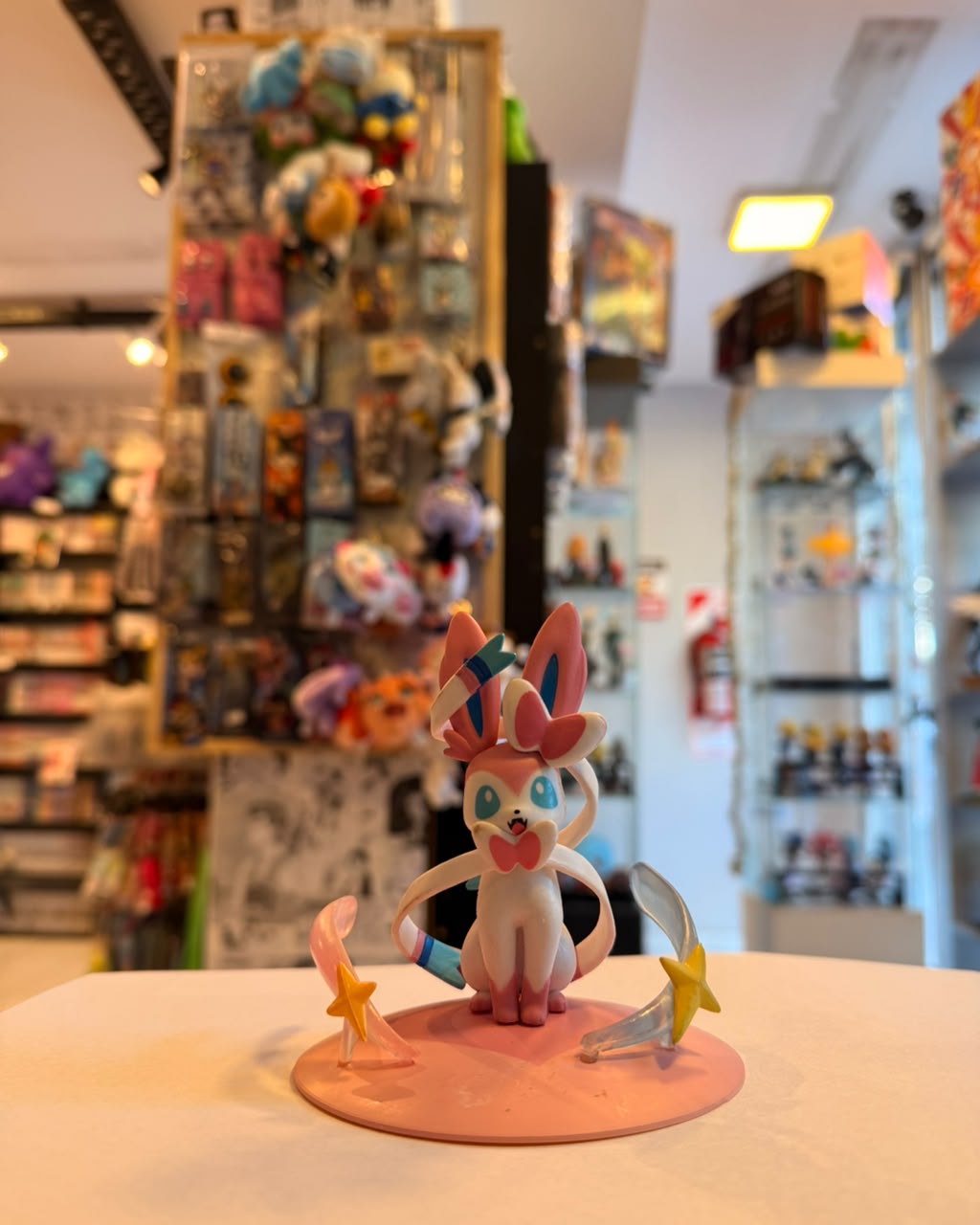 FIGURA DE SYLVEON LINEA POKEMON PRIME FIGURE MINI