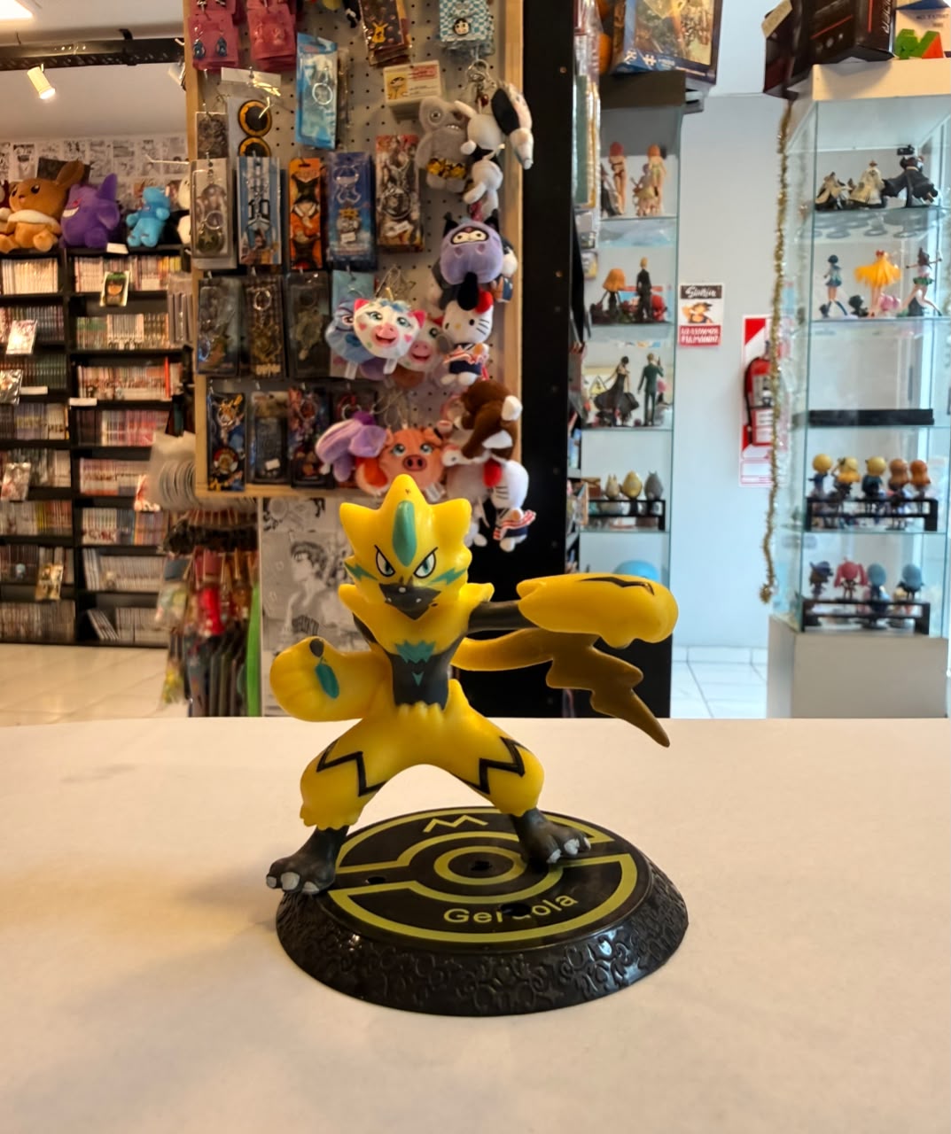 FIGURA GASHAPON DE ZERAORA