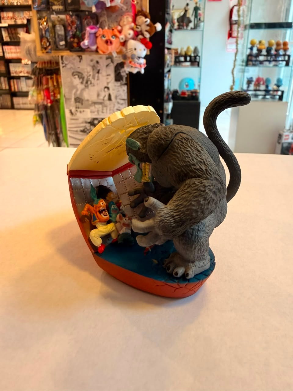 FIGURA GASHAPON DE ESCENA DE OZARU foto 2