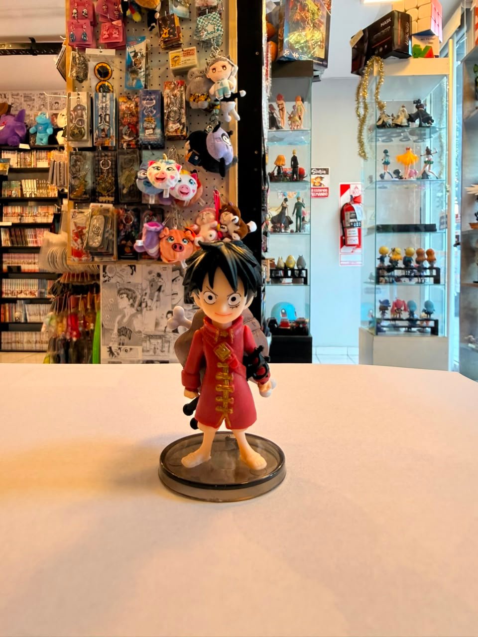 FIGURA GASHAPON DE MONKEY D. LUFFY LINEA "WORLD COLLECTABLE FIGURE"