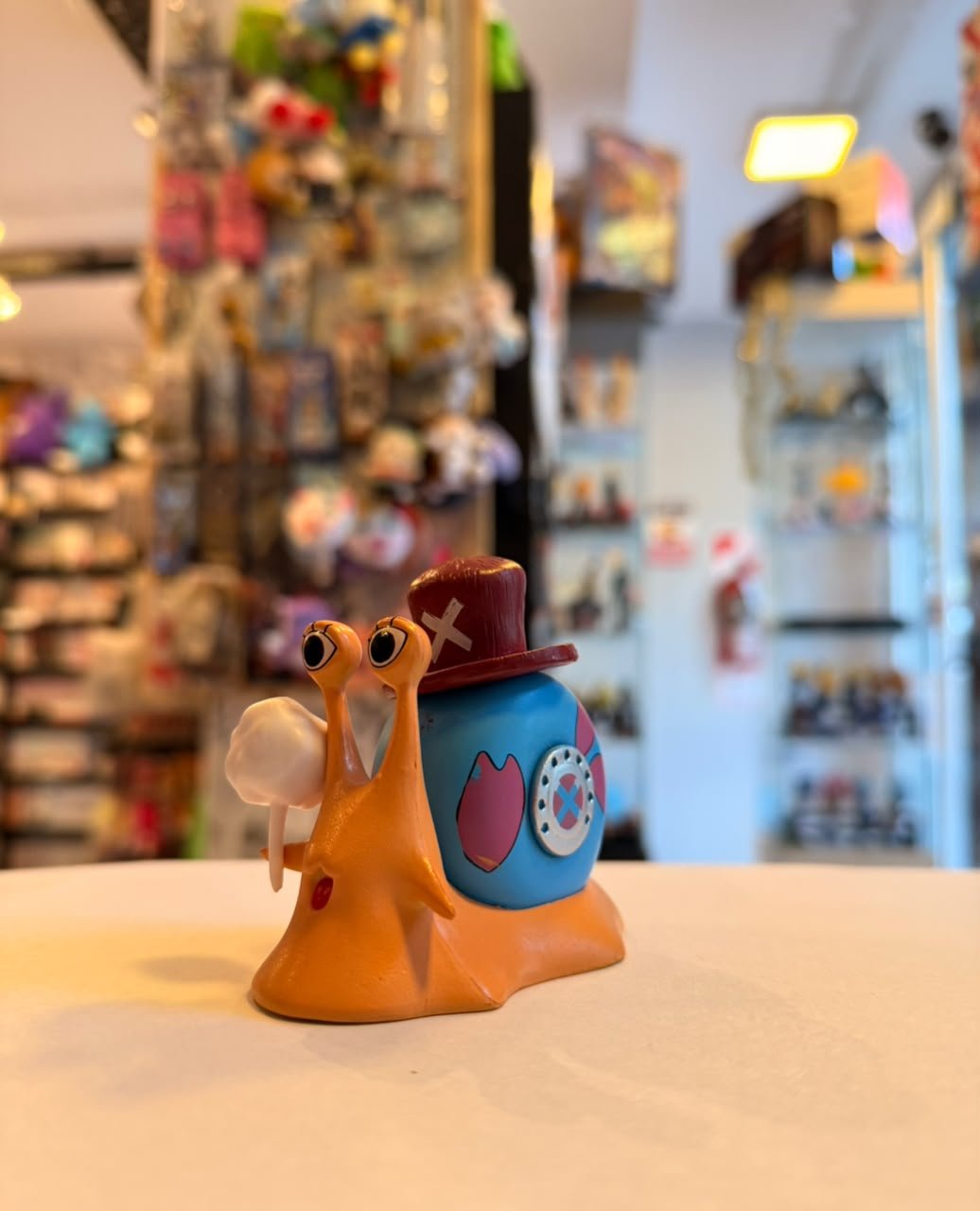 FIGURA GASHAPON DE DEN DEN MUSHI CON SU SOMBRERO Y ALGODON DE AZUCAR foto 2