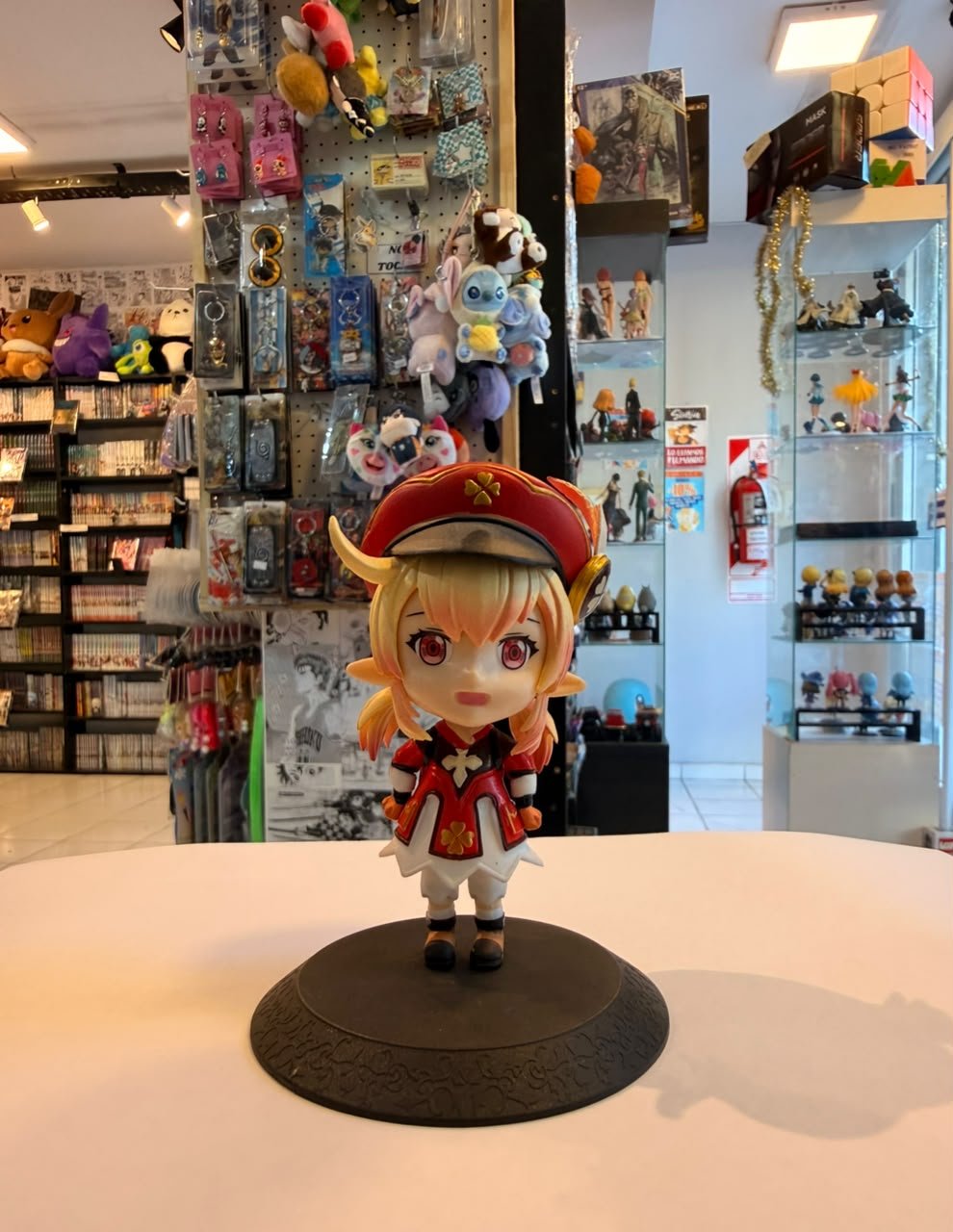 FIGURA CHIBI DE KLEE CON SU TRAJE CLASICO