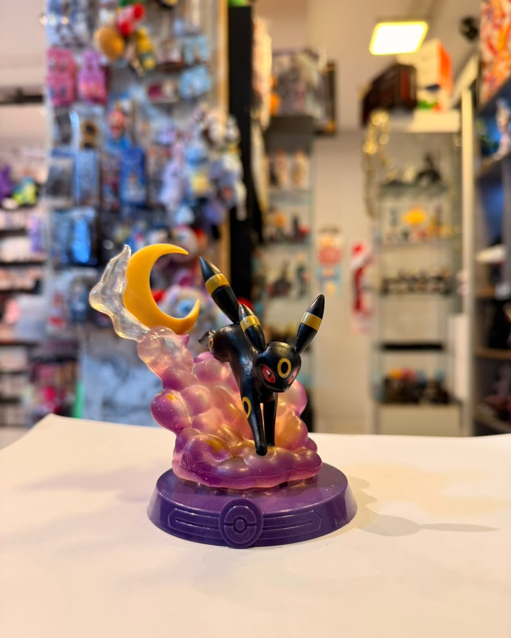 FIGURA DE UMBREON LINEA FUNISM ADVENTURE