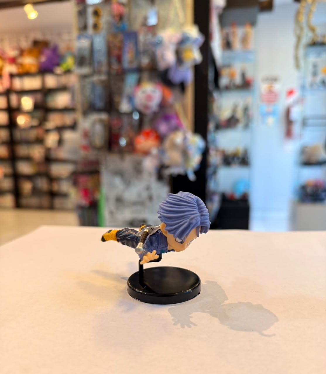 FIGURA GASHAPON DE TRUNKS LINEA WCF